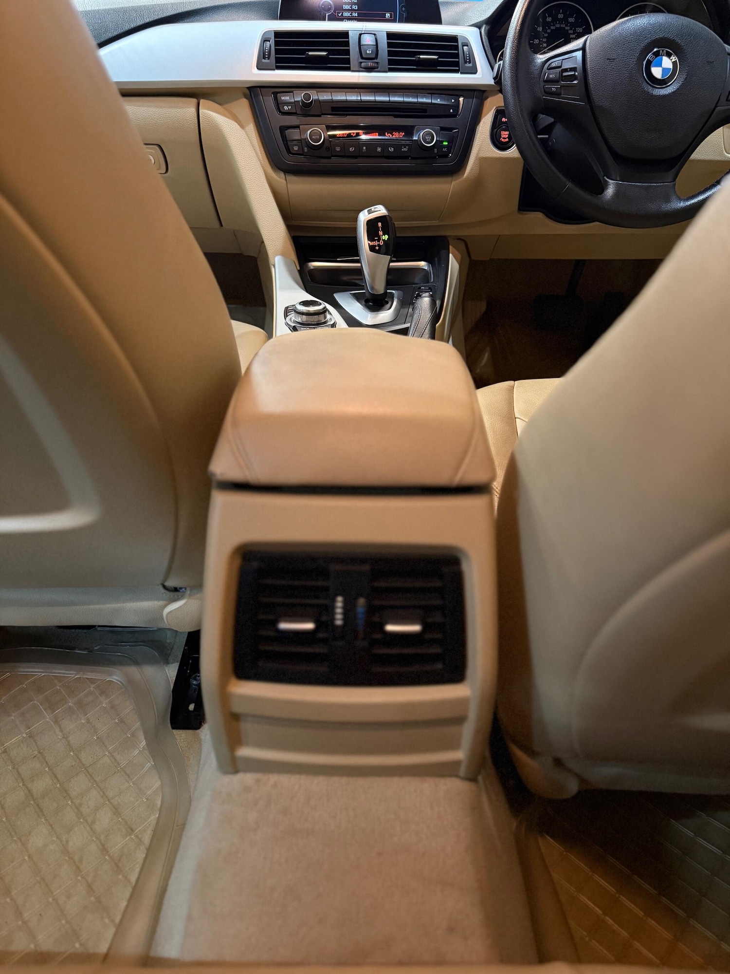 Used BMW 3 Series 2013 for sale - 76992312: Photo 8