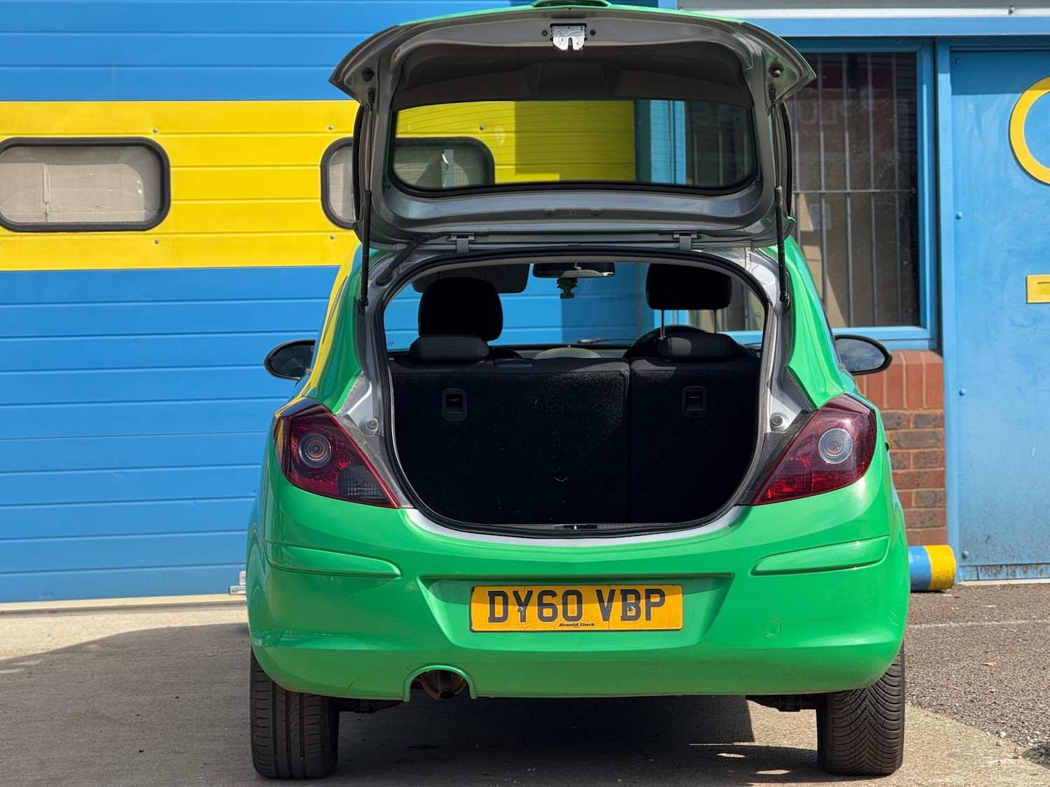 Vehicle 43