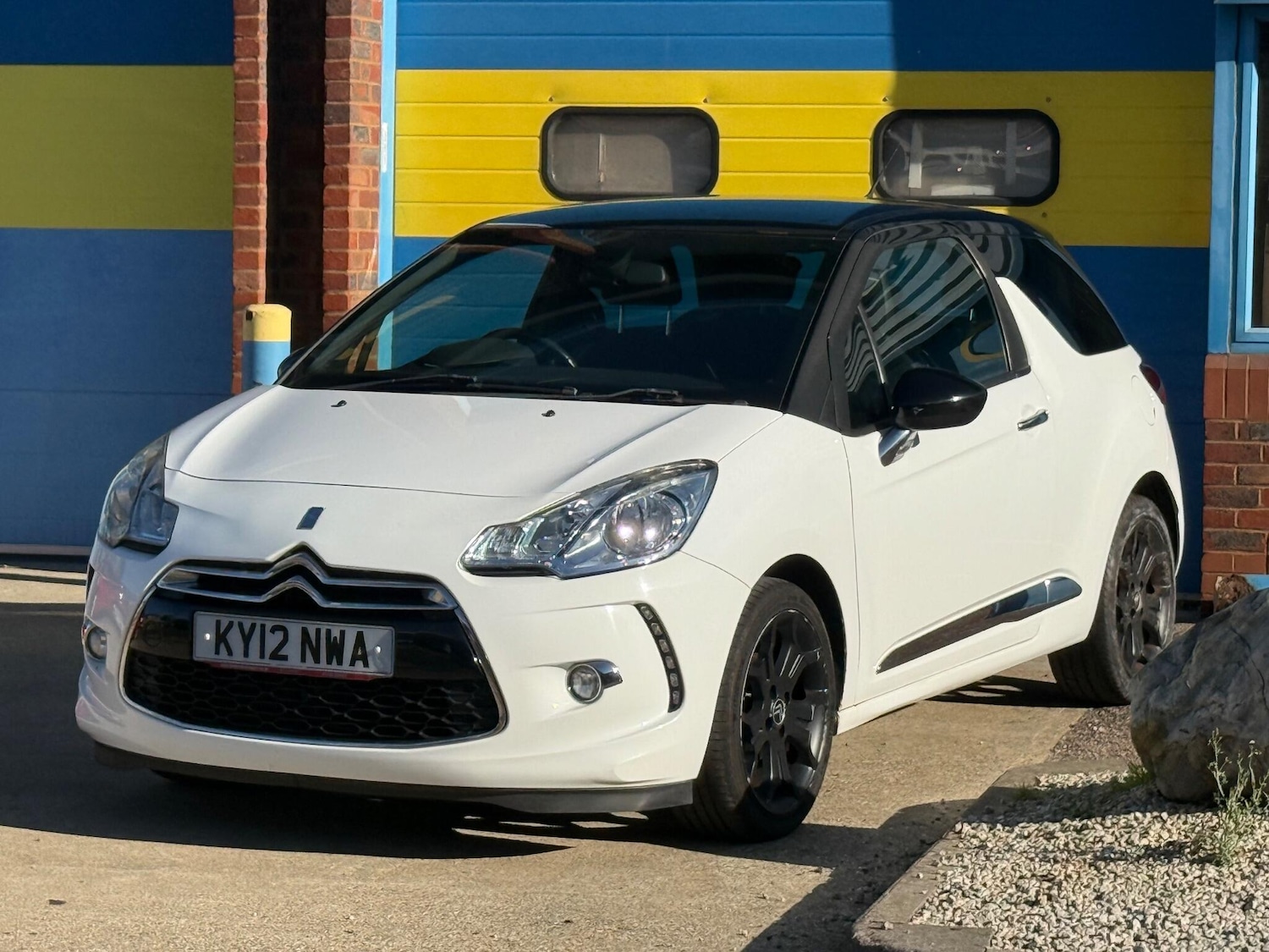 Used Citroen DS3 2012 for sale - 76714957: Photo 18