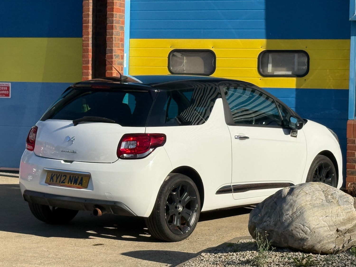 Used Citroen DS3 2012 for sale - 76714957: Photo 20