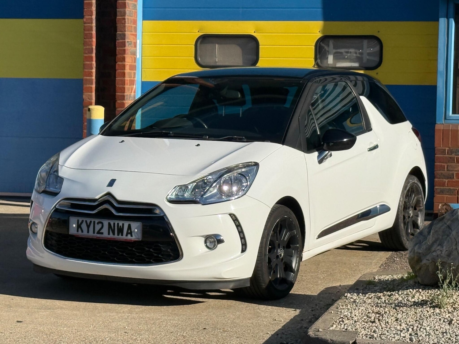 Used Citroen DS3 2012 for sale - 76714957: Photo 32