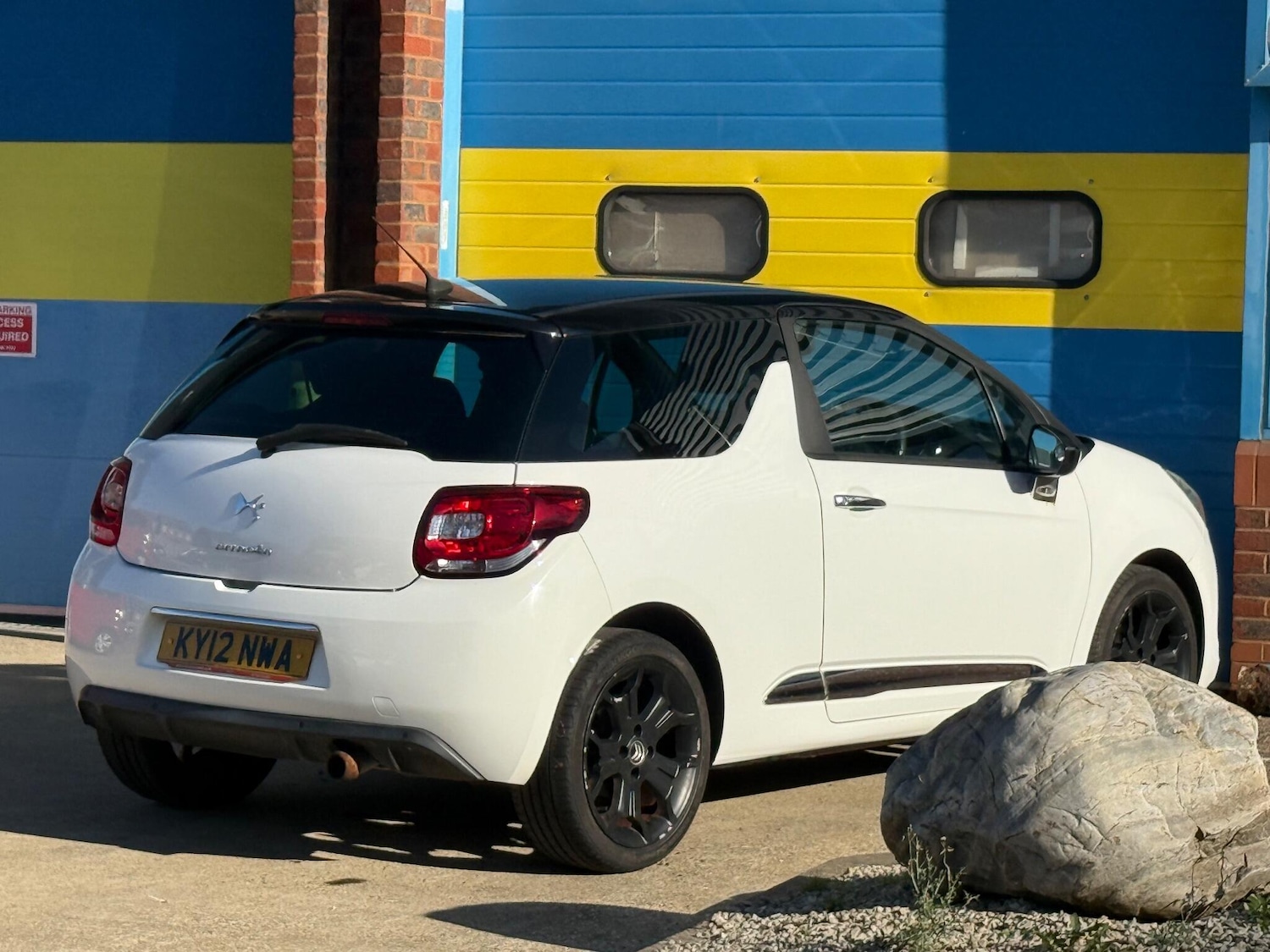 Used Citroen DS3 2012 for sale - 76714957: Photo 34