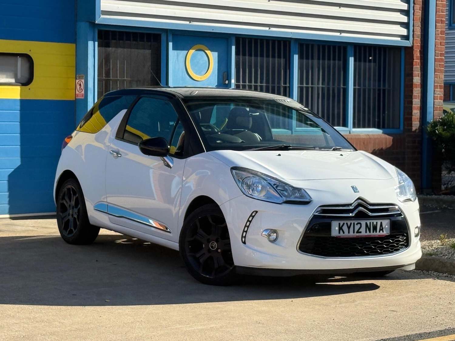 Used Citroen DS3 2012 for sale - 76714957: Photo 4