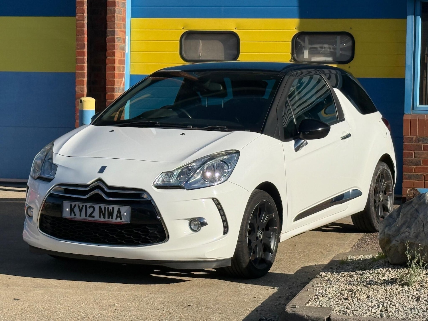 Used Citroen DS3 2012 for sale - 76714957: Photo 44