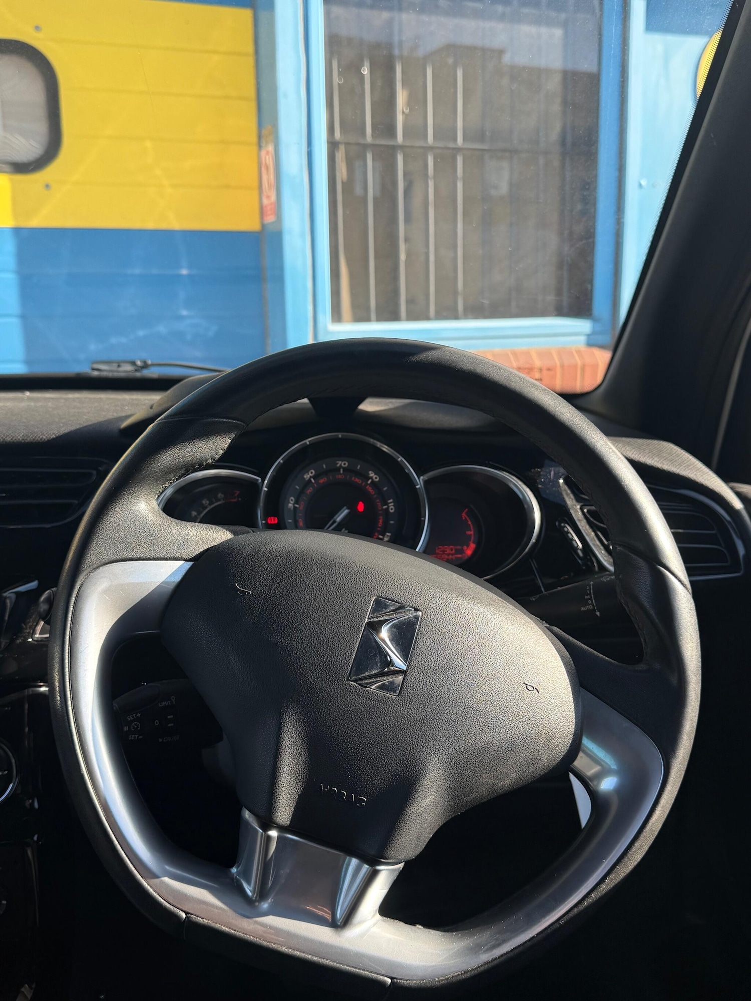 Used Citroen DS3 2012 for sale - 76714957: Photo 54