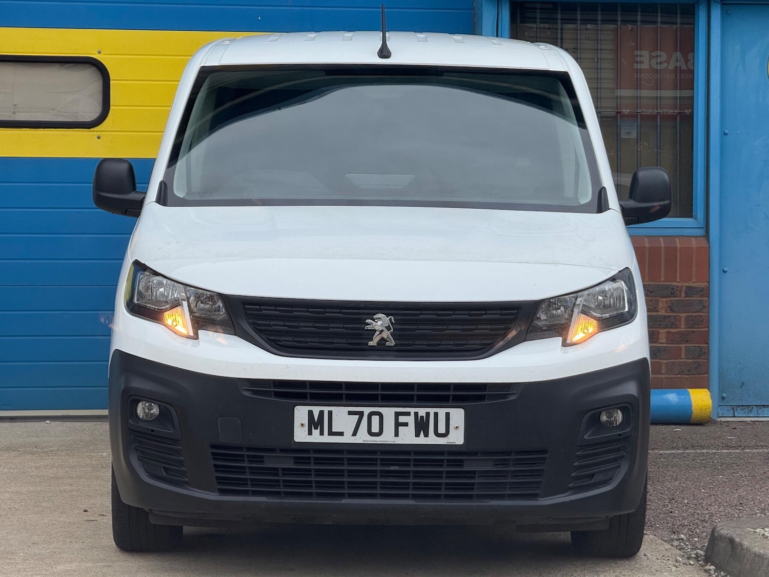 Used Peugeot Partner 2020 for sale - 76247367: Photo 2