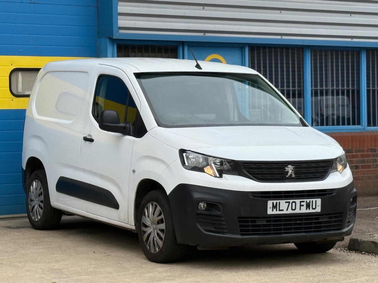 Used Peugeot Partner 2020 for sale - 76247367: Photo 24