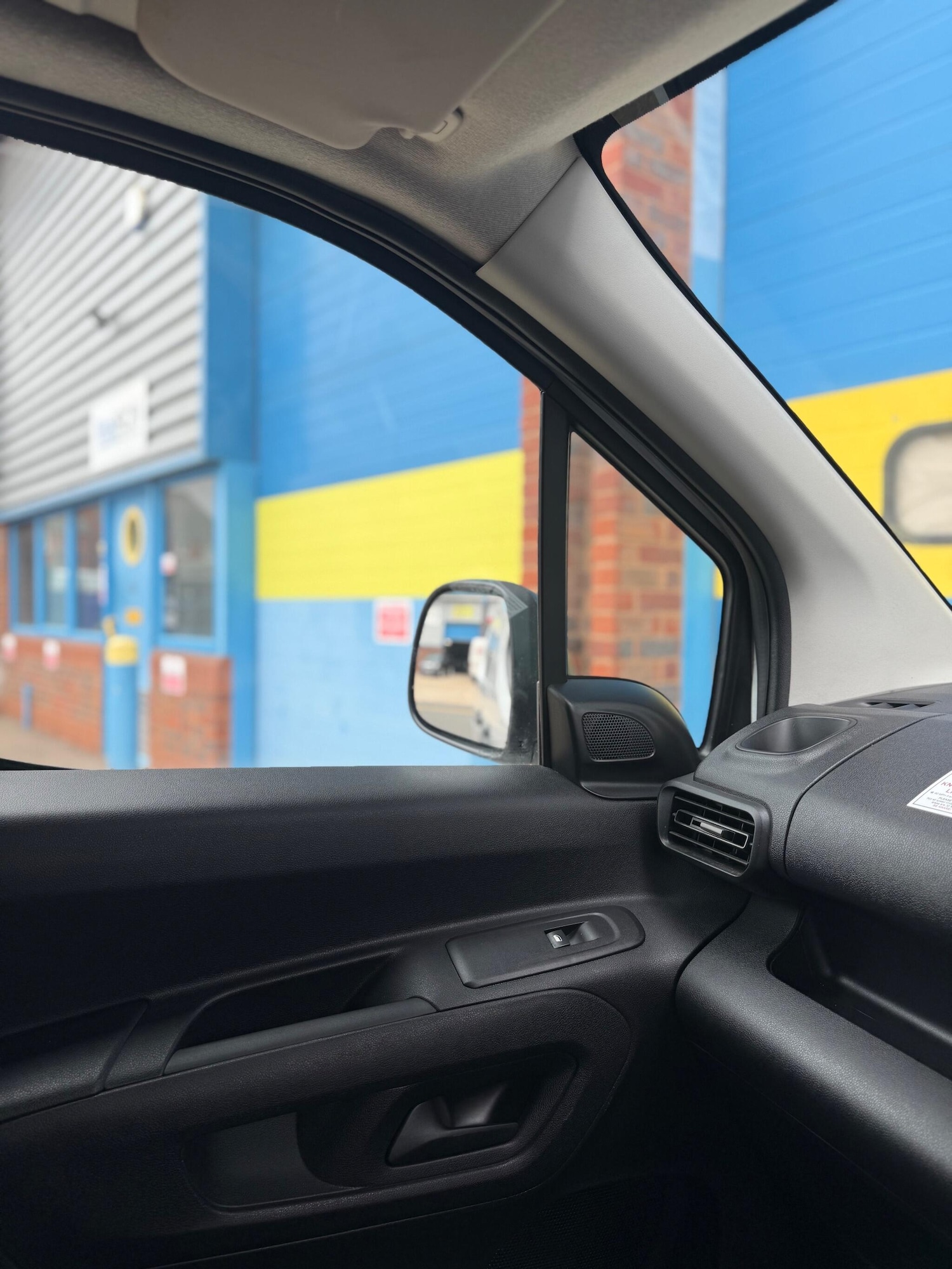 Used Peugeot Partner 2020 for sale - 76247367: Photo 31