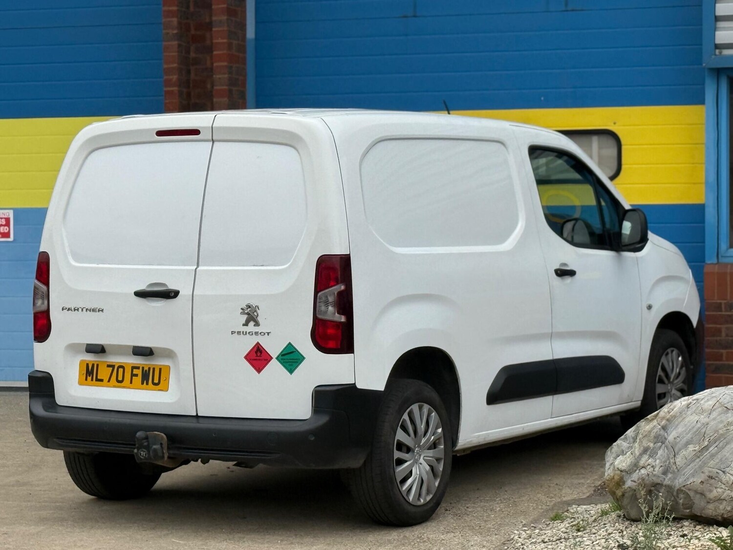 Used Peugeot Partner 2020 for sale - 76247367: Photo 41