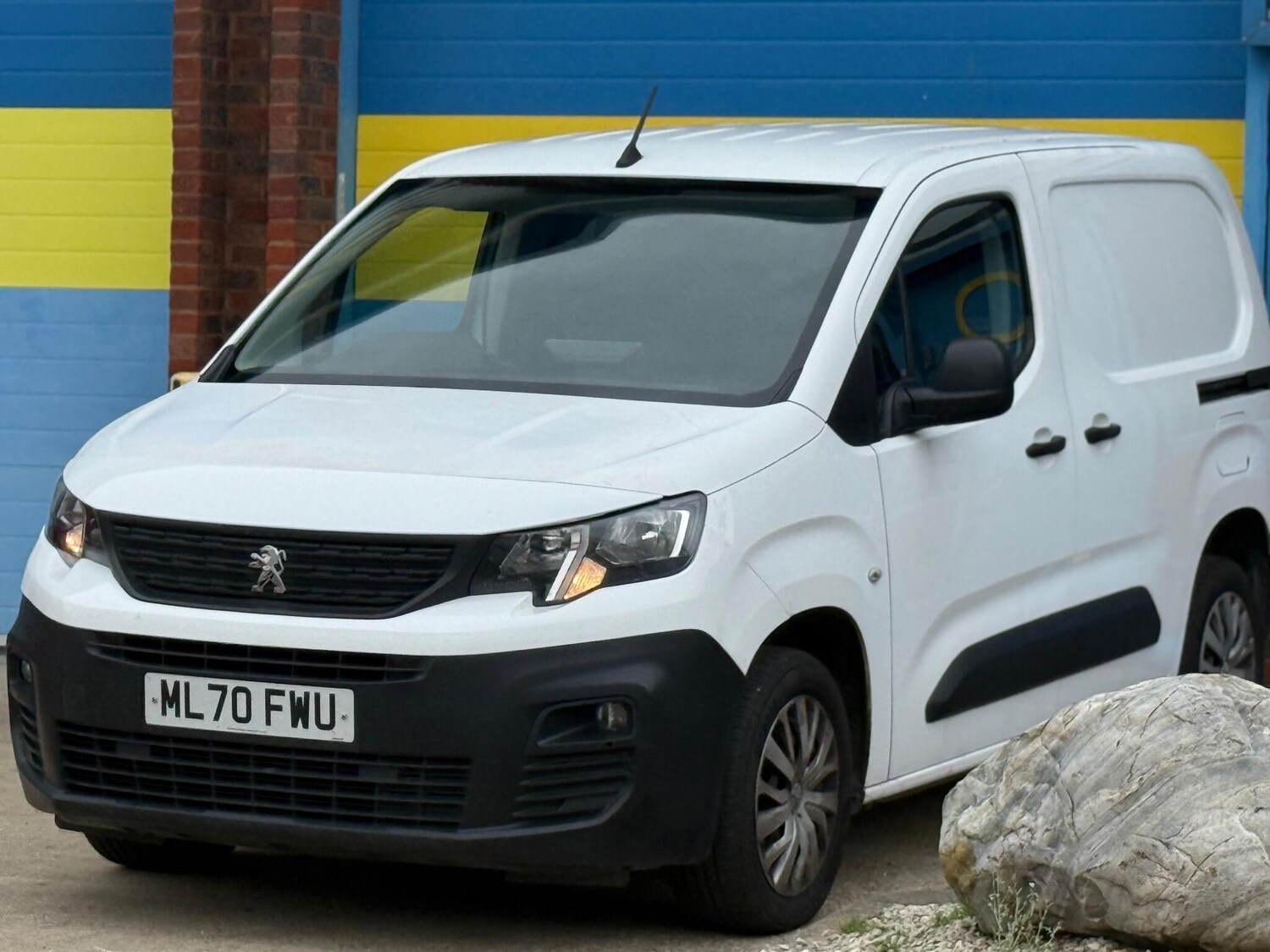 Used Peugeot Partner 2020 for sale - 76247367: Photo 48