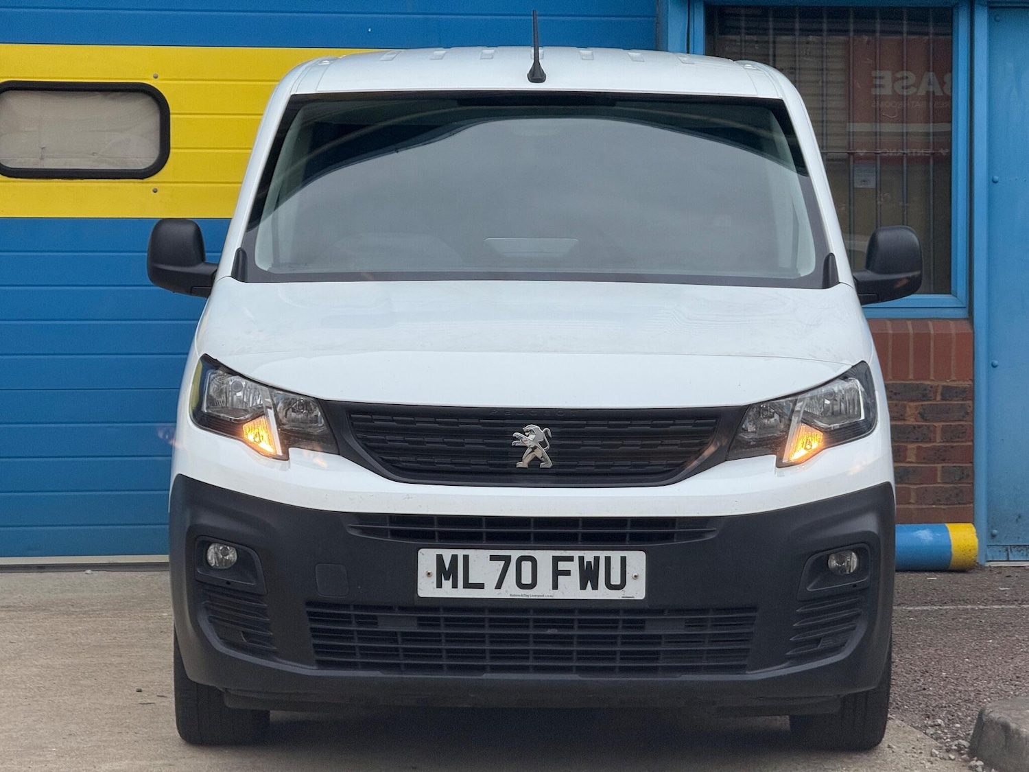 Used Peugeot Partner 2020 for sale - 76247367: Photo 65