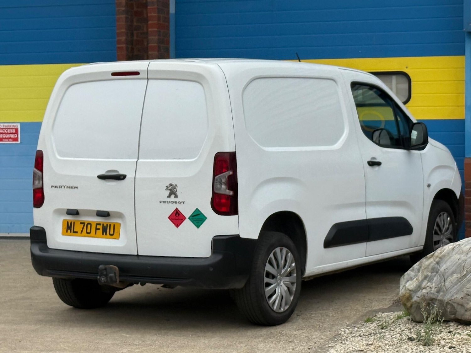 Used Peugeot Partner 2020 for sale - 76247367: Photo 70