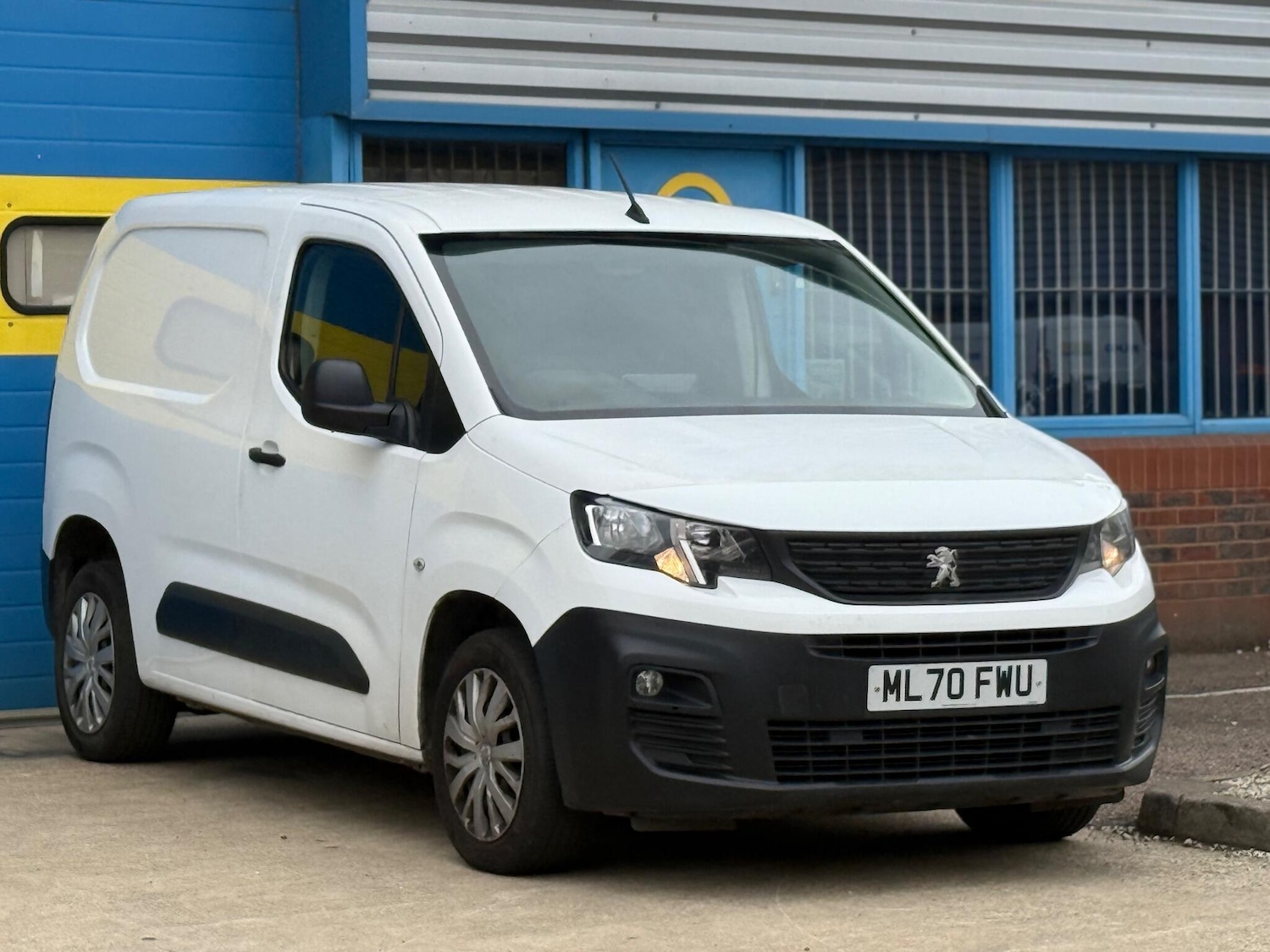 Used Peugeot Partner 2020 for sale - 76247367: Photo 77