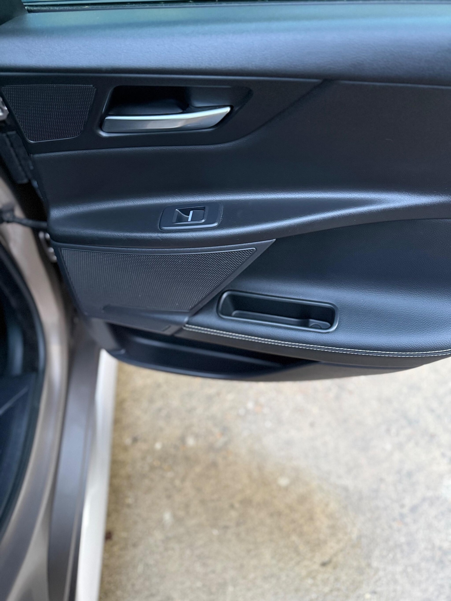 Used Jaguar XE 2016 for sale - 76991040: Photo 49