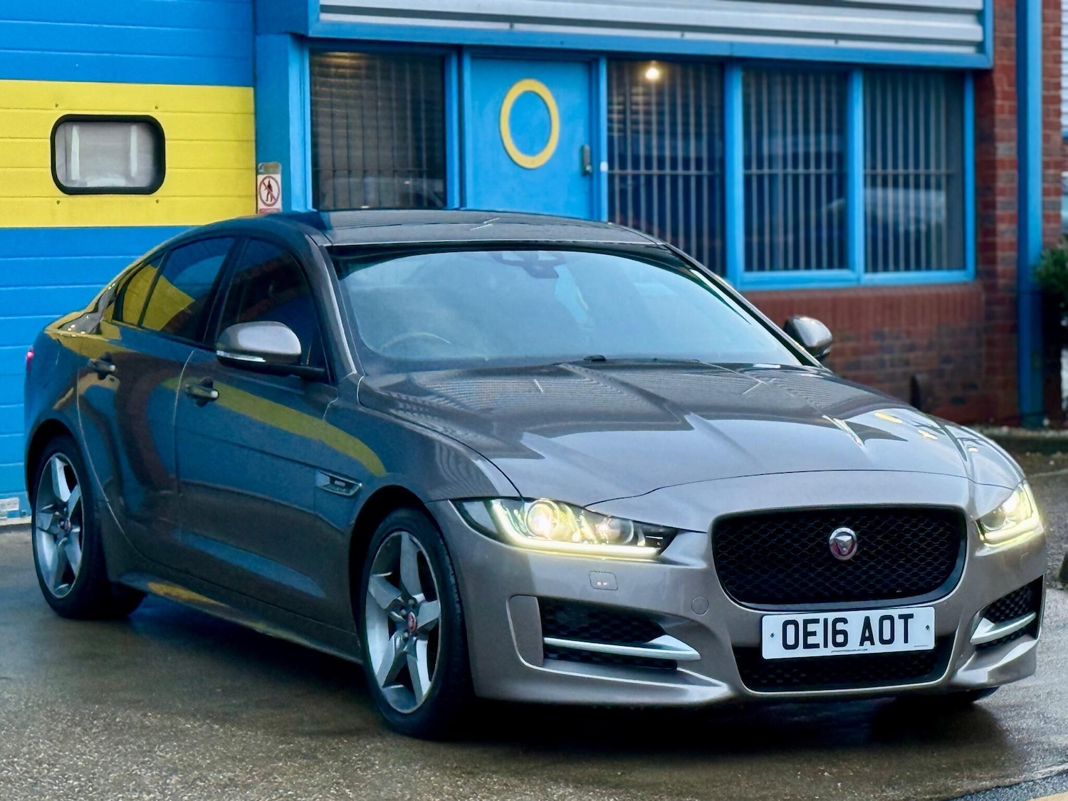 Used Jaguar XE 2016 for sale - 76991040: Photo 55
