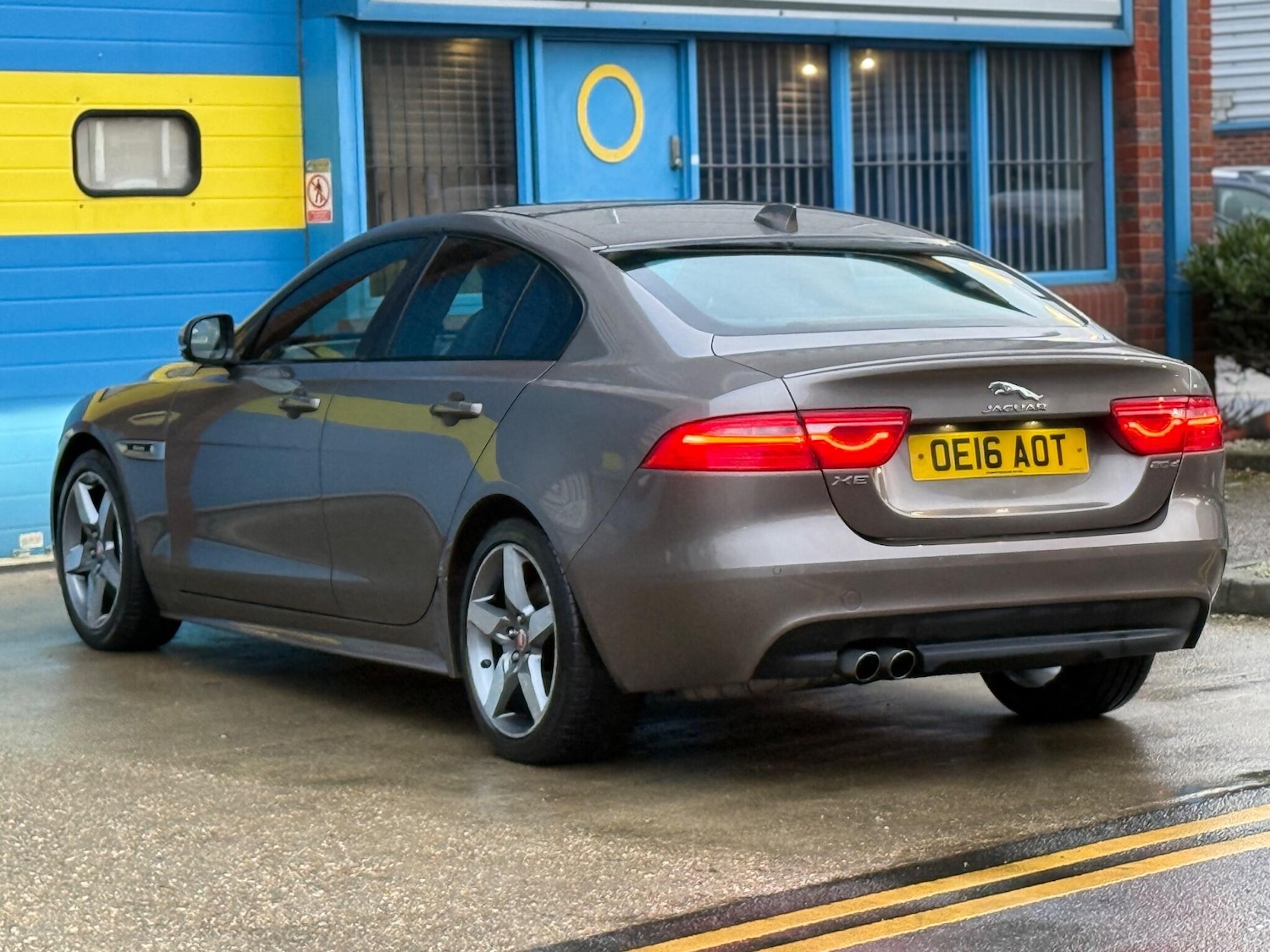 Used Jaguar XE 2016 for sale - 76991040: Photo 60