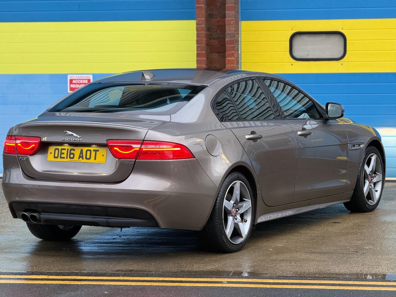 Used Jaguar XE 2016 for sale - 76991040: Photo 66