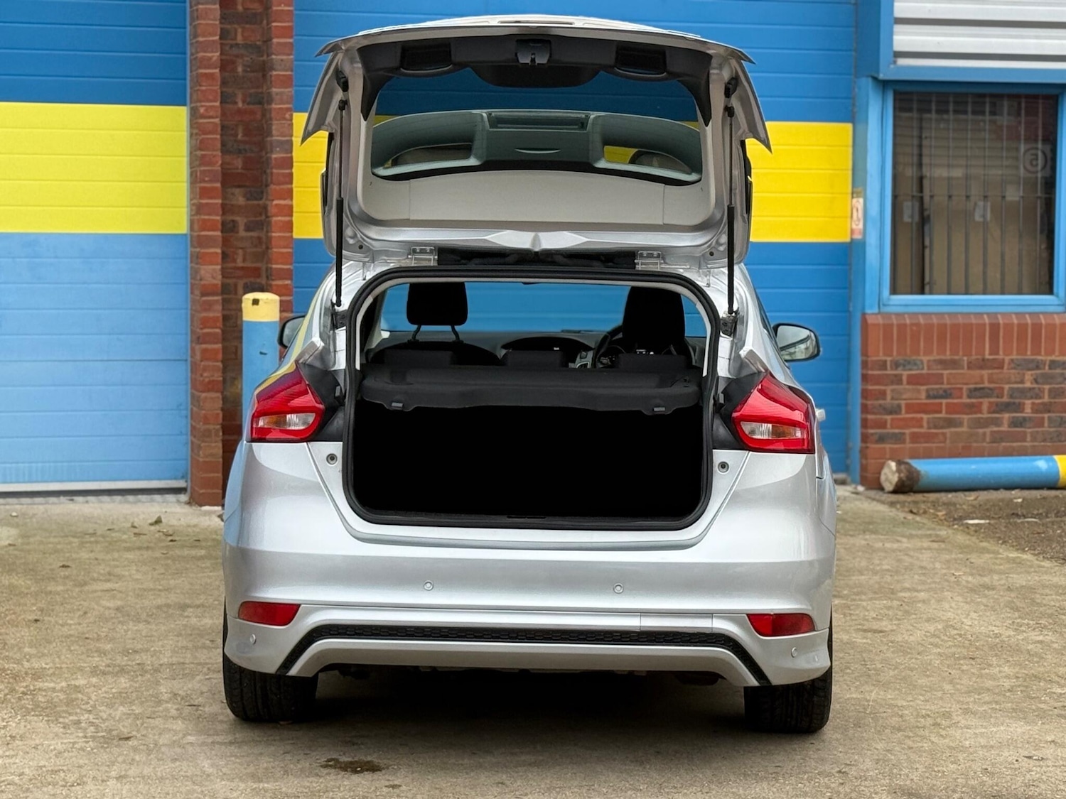 Used Ford Focus 2015 for sale - 76992313: Photo 14