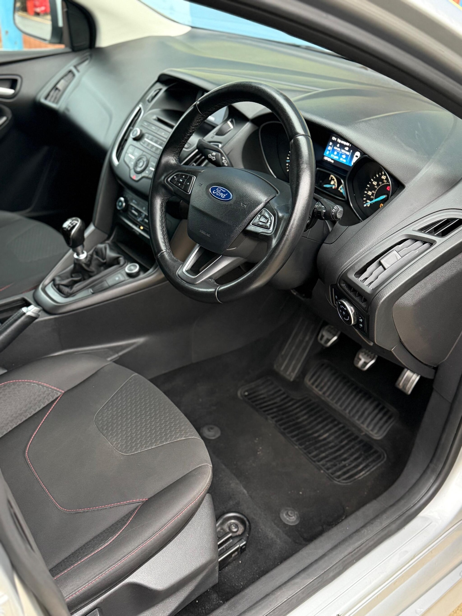 Used Ford Focus 2015 for sale - 76992313: Photo 20