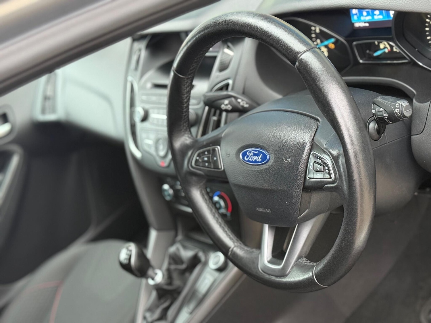Used Ford Focus 2015 for sale - 76992313: Photo 22