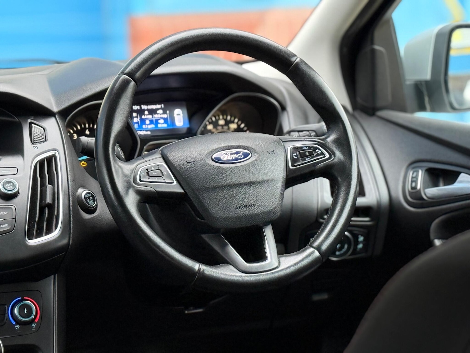 Used Ford Focus 2015 for sale - 76992313: Photo 7