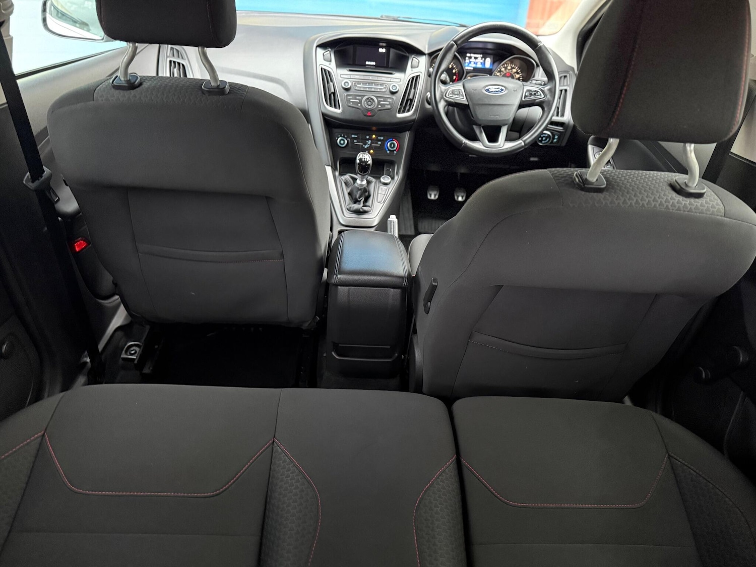 Used Ford Focus 2015 for sale - 76992313: Photo 9