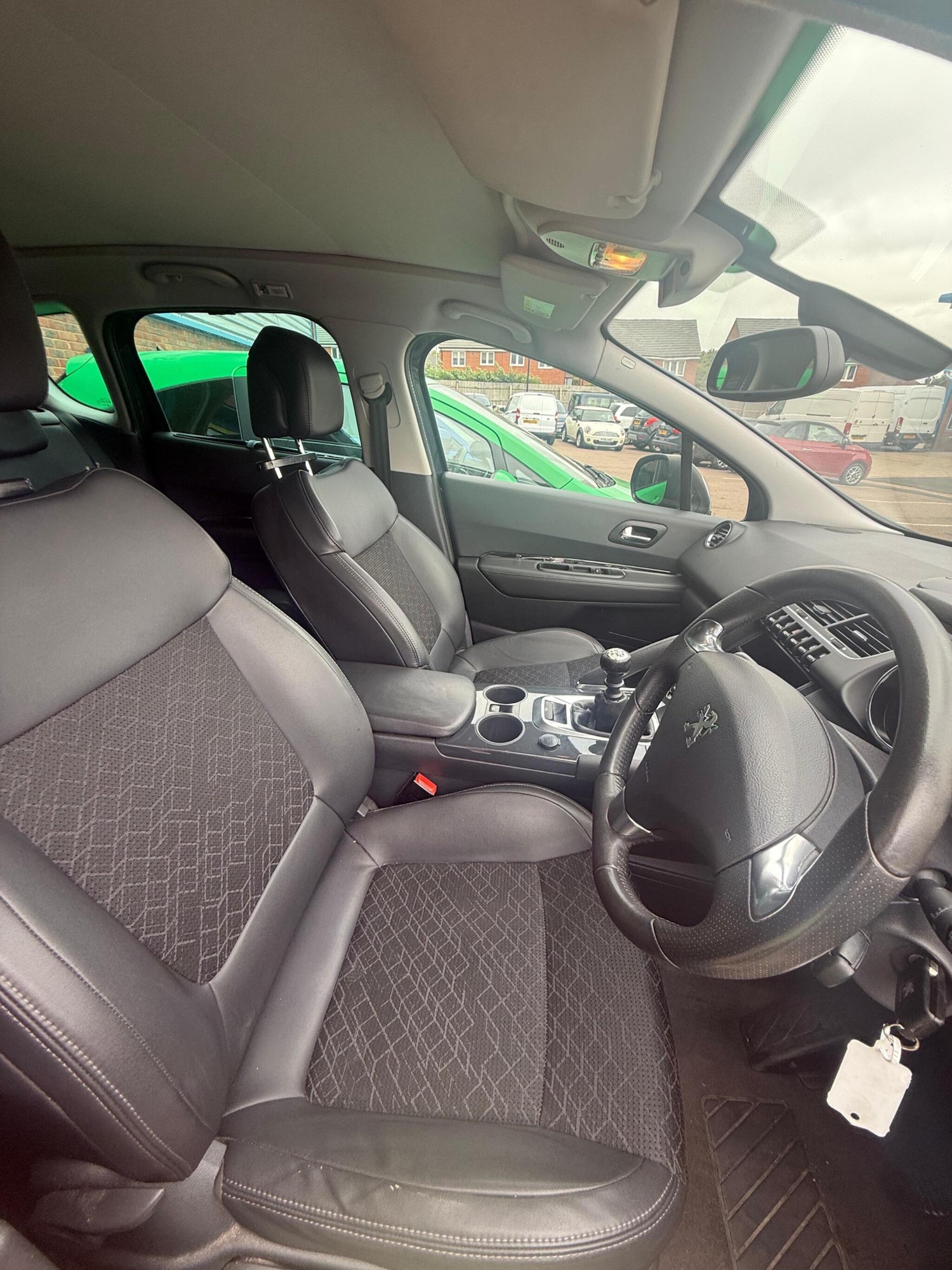Used Peugeot 3008 2014 for sale - 76988035: Photo 47