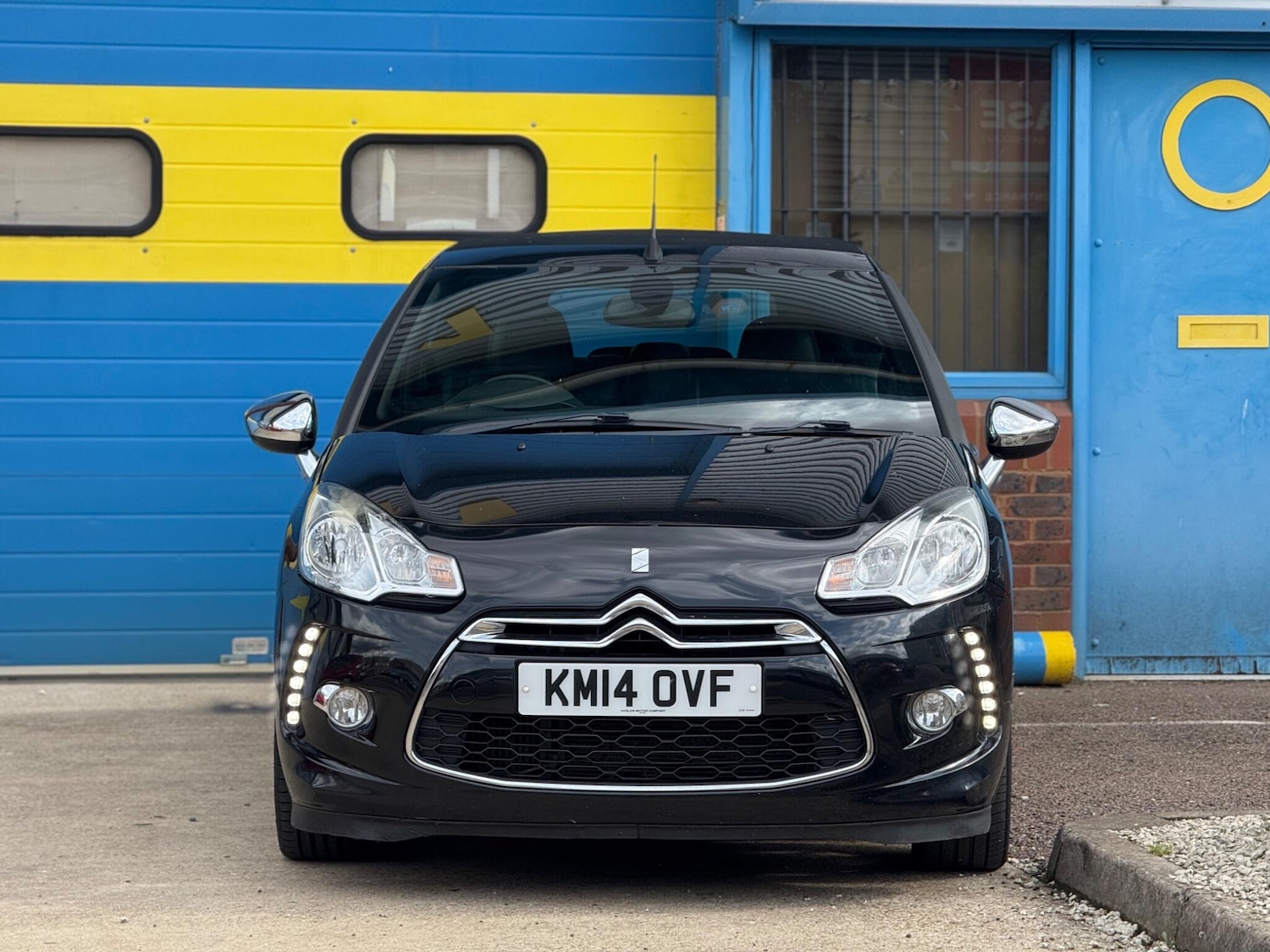 Vehicle 28