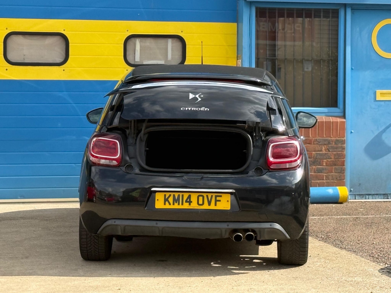 Vehicle 35