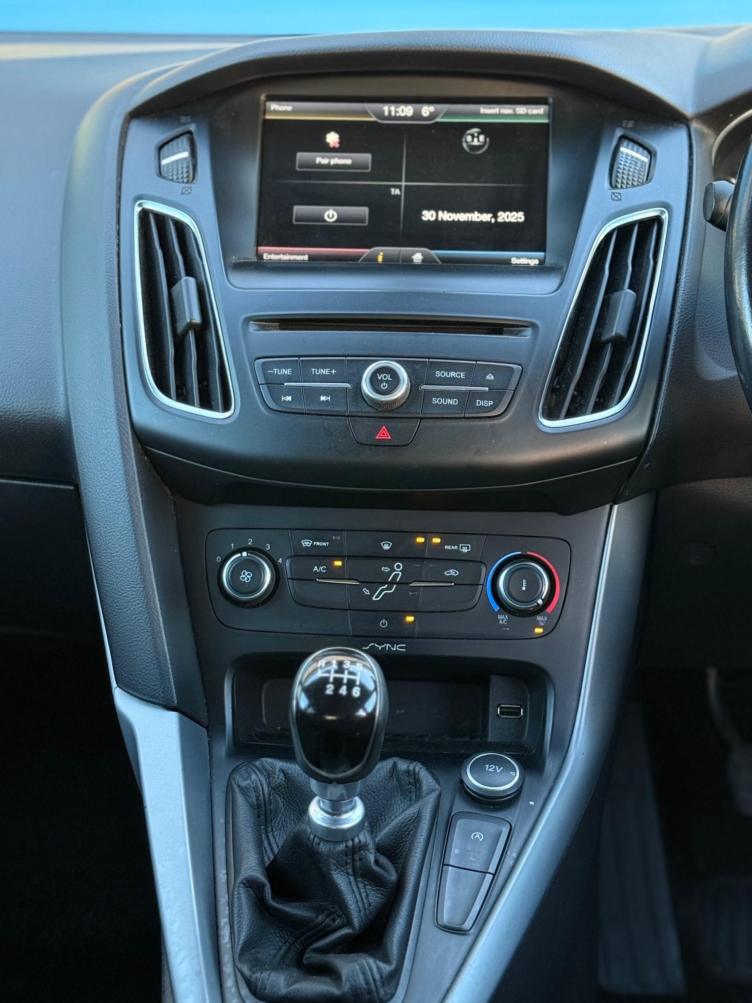 Used Ford Focus 2015 for sale - 76936092: Photo 19