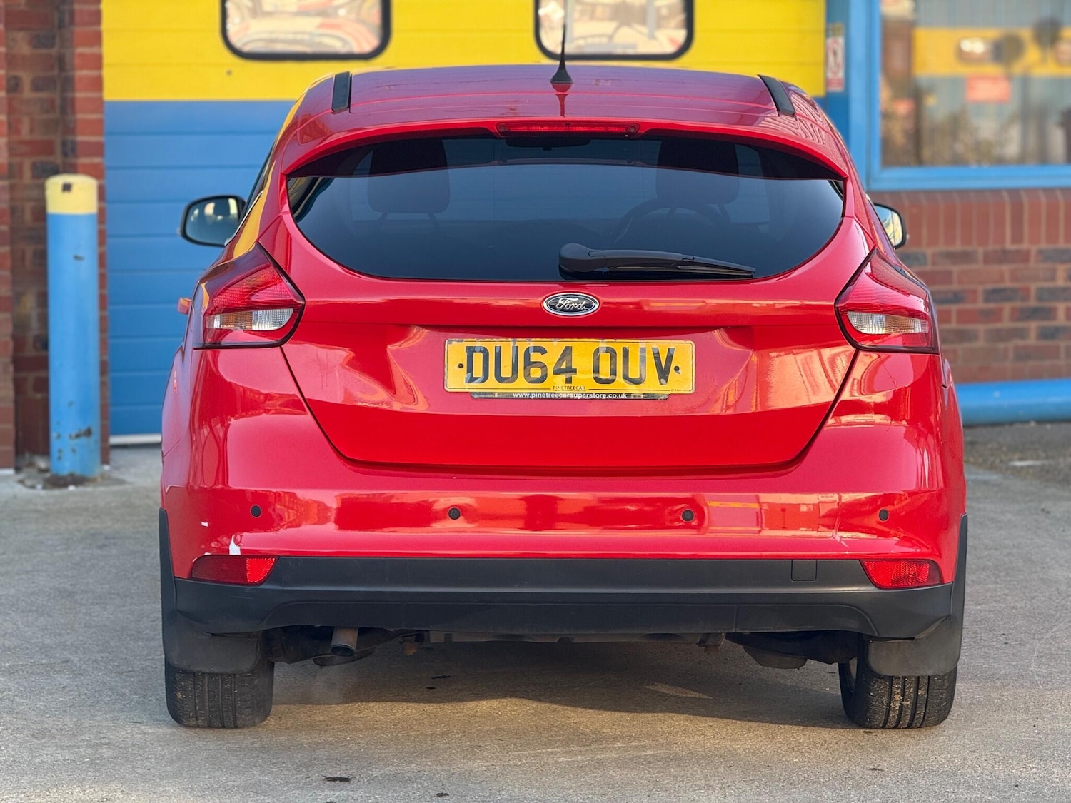 Used Ford Focus 2015 for sale - 76936092: Photo 5