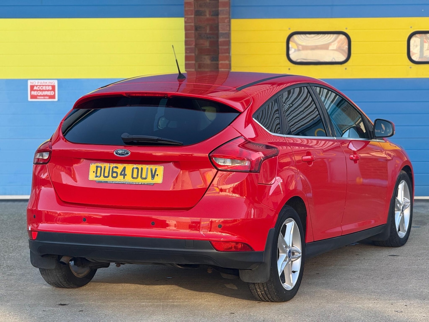 Used Ford Focus 2015 for sale - 76936092: Photo 6