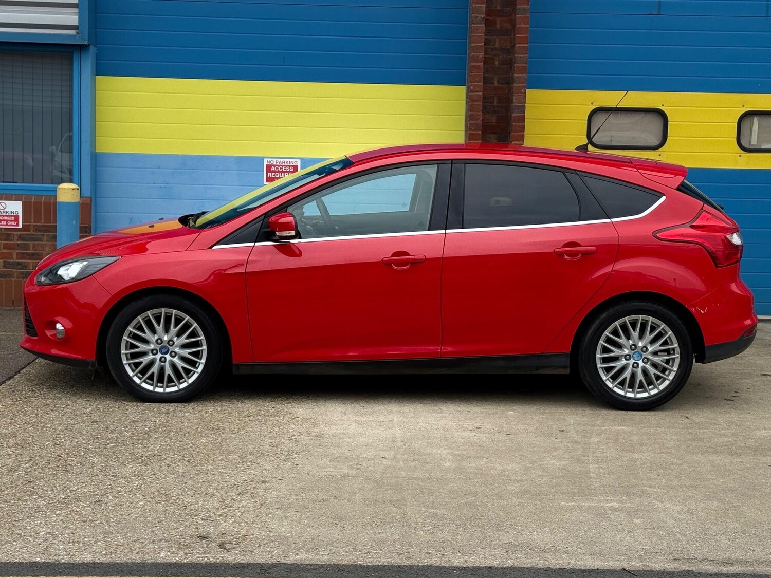 Used Ford Focus 2013 for sale - 76620248: Photo 26