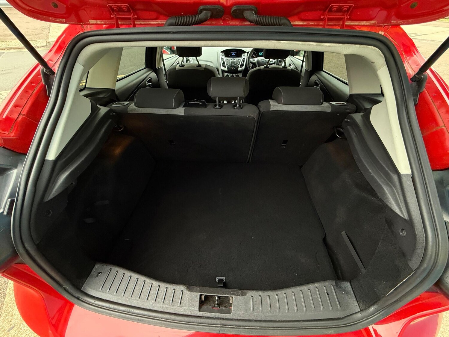 Used Ford Focus 2013 for sale - 76620248: Photo 30