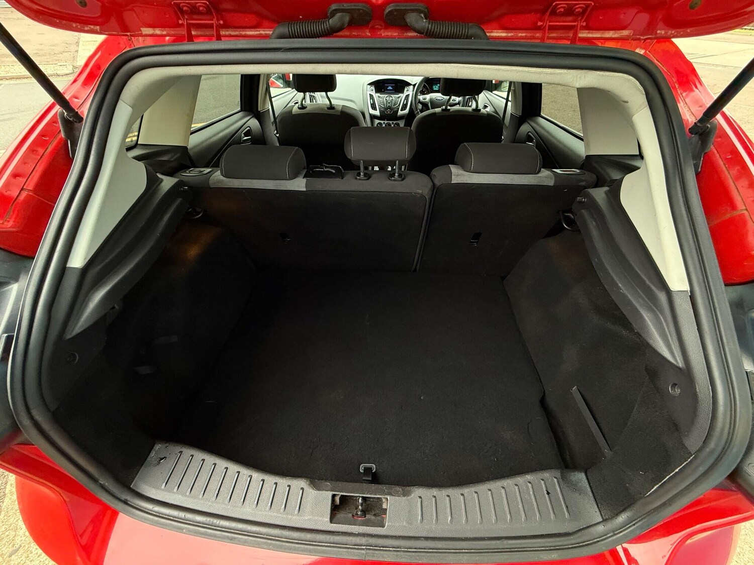 Used Ford Focus 2013 for sale - 76620248: Photo 48