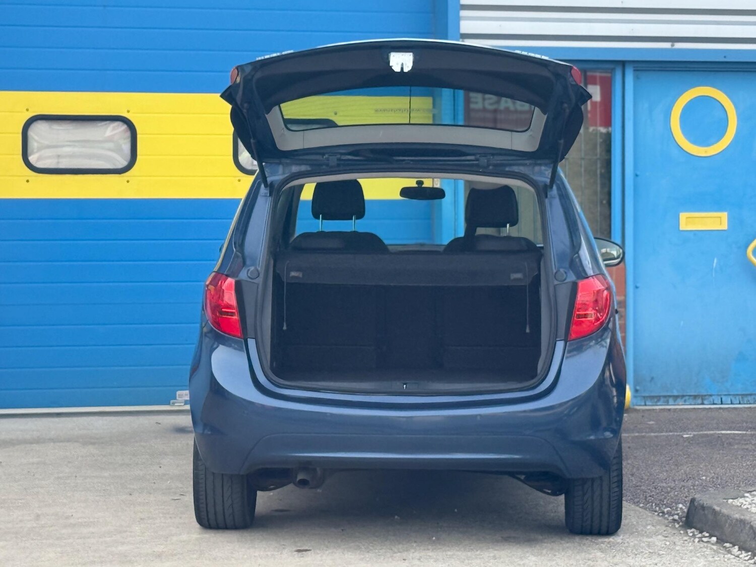Vehicle 24