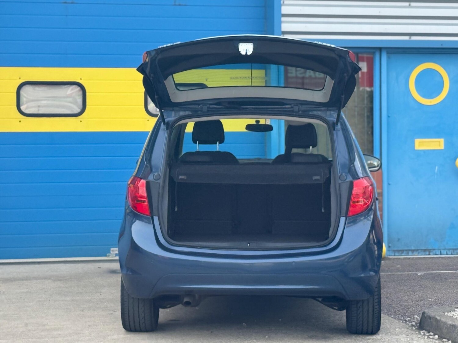 Vehicle 51
