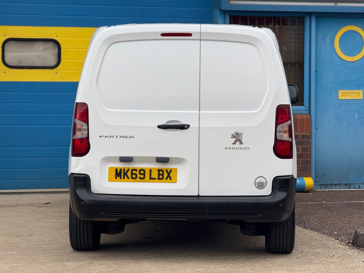 Vehicle 22