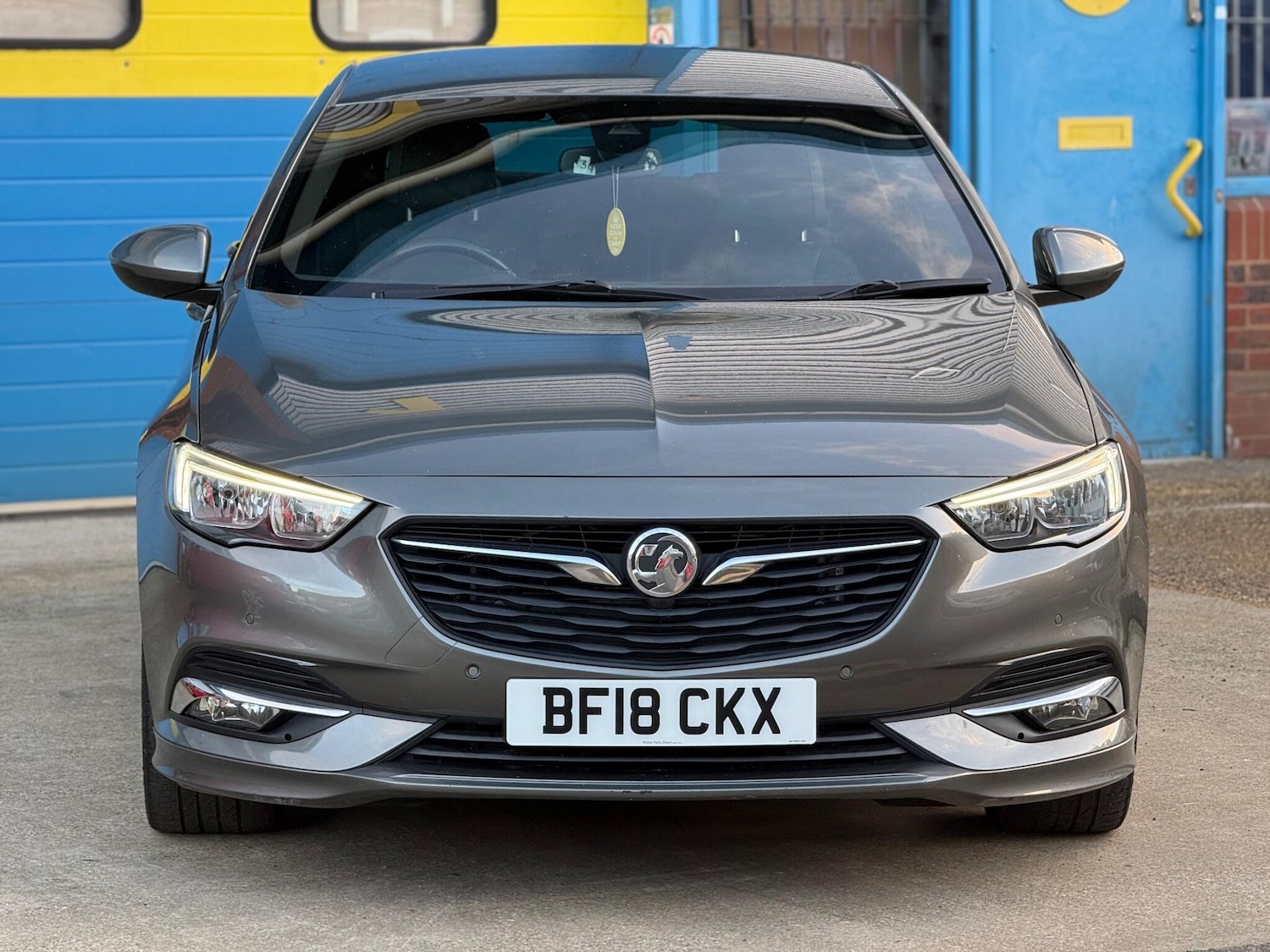 Used Vauxhall Insignia 2018 for sale - 76701676: Photo 10