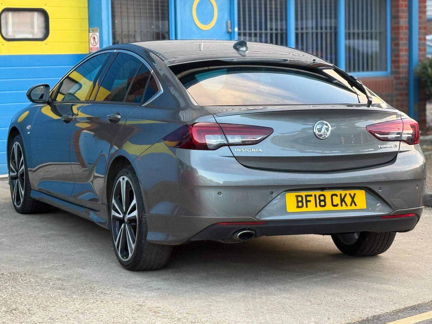 Used Vauxhall Insignia 2018 for sale - 76701676: Photo 14