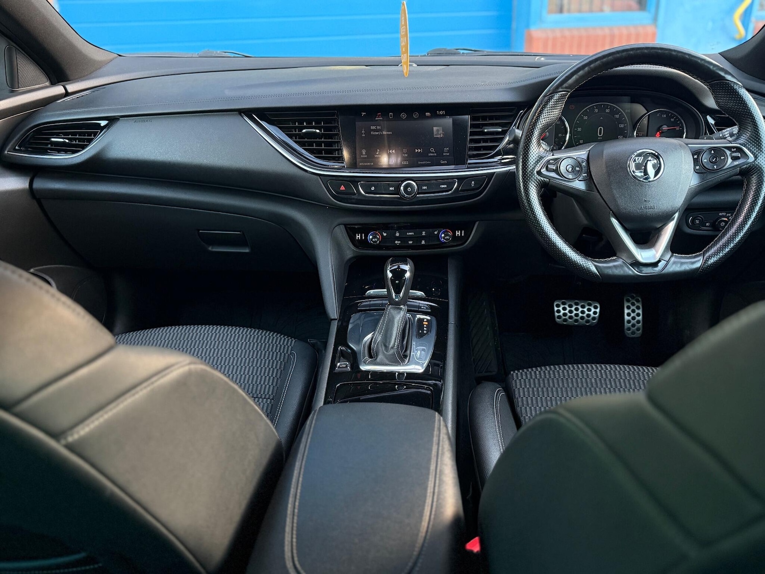 Used Vauxhall Insignia 2018 for sale - 76701676: Photo 24