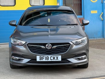 Used Vauxhall Insignia 2018 for sale - 76701676: Photo