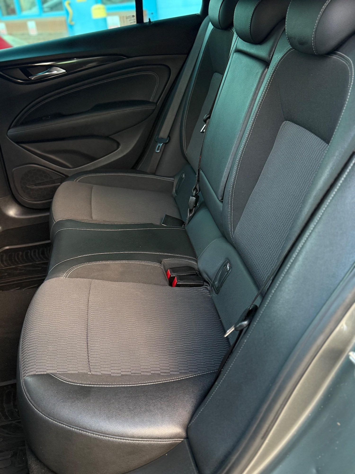 Used Vauxhall Insignia 2018 for sale - 76701676: Photo 32