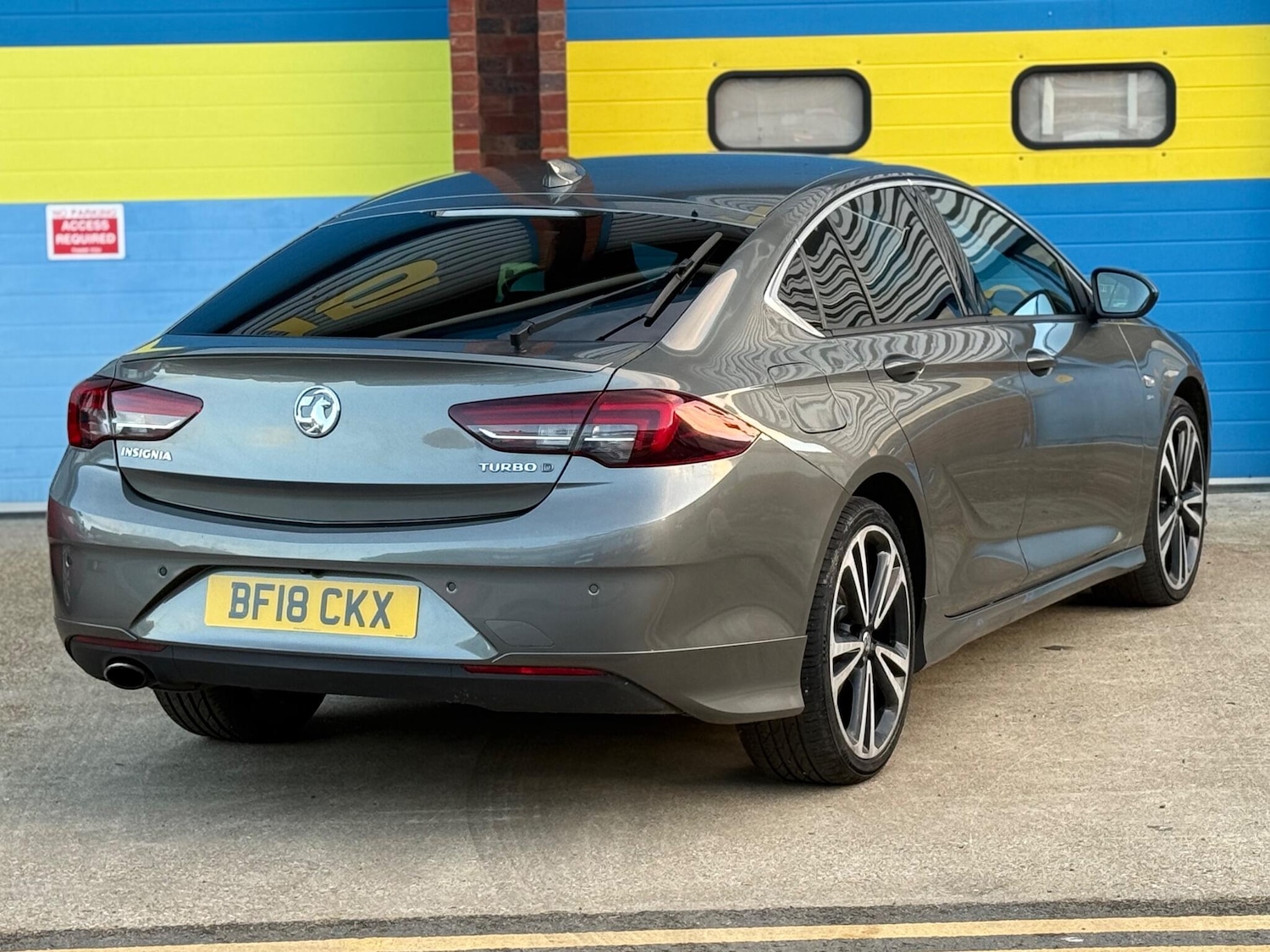 Used Vauxhall Insignia 2018 for sale - 76701676: Photo 38