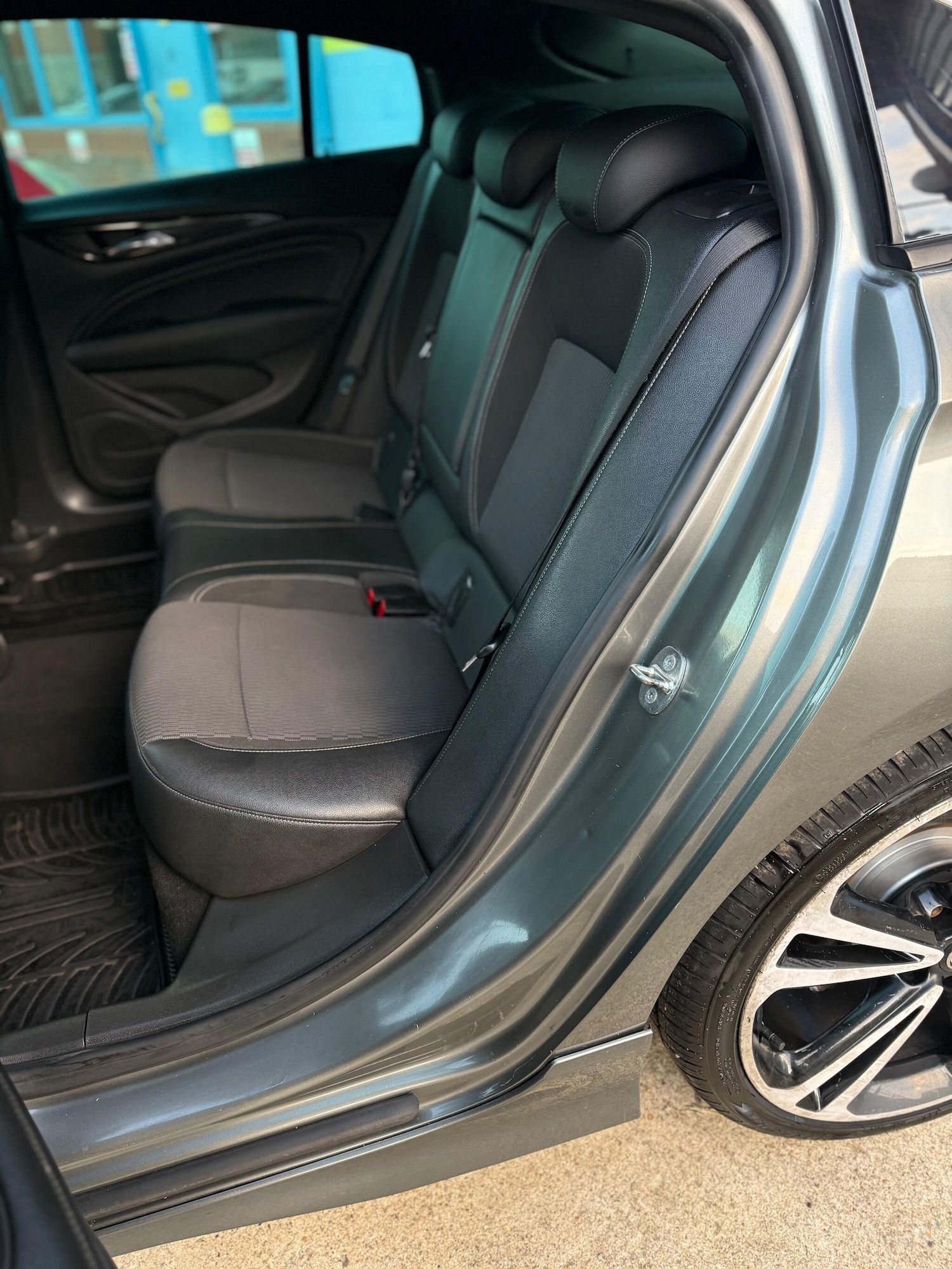 Used Vauxhall Insignia 2018 for sale - 76701676: Photo 8