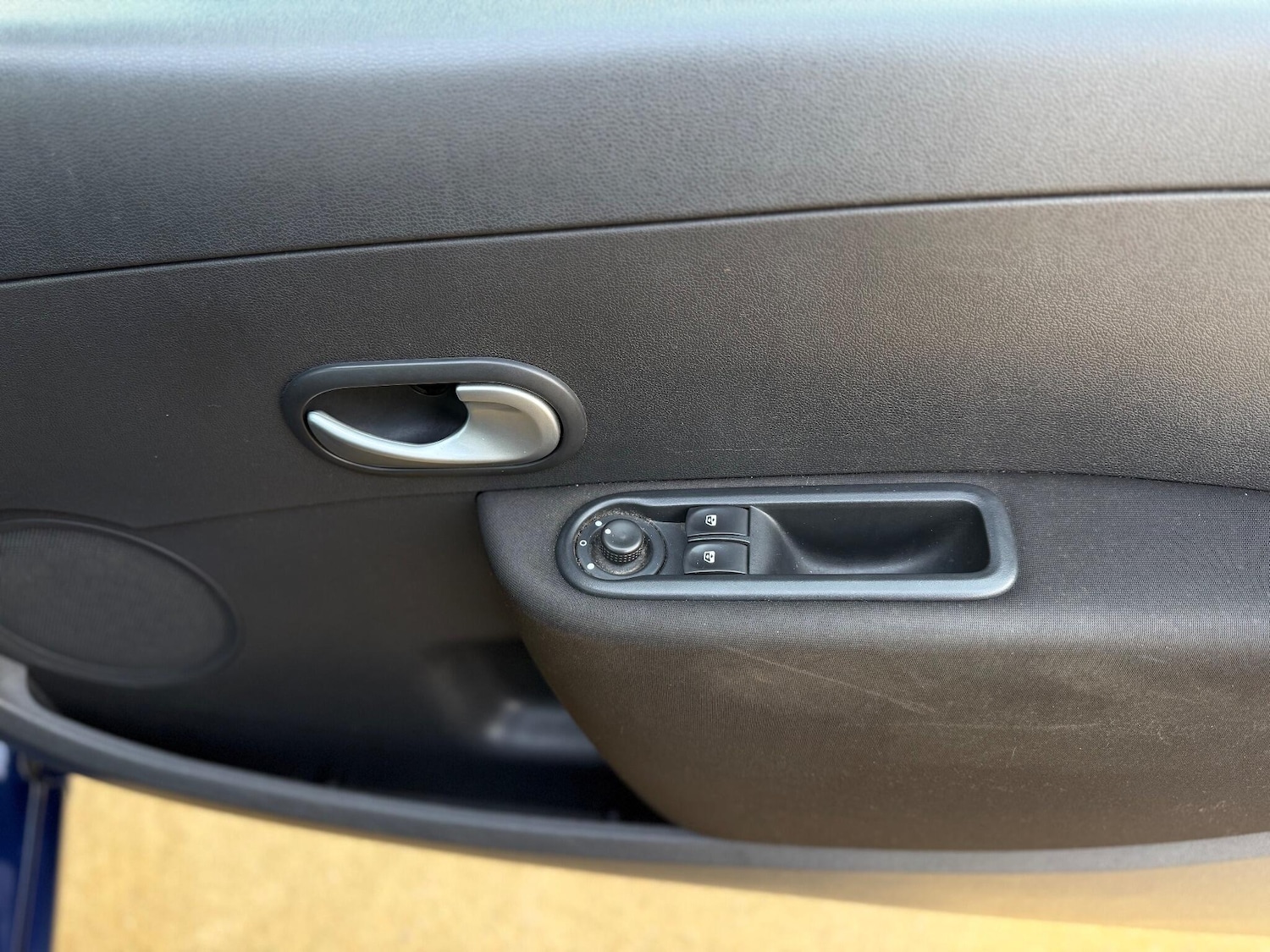 Used Renault Clio 2008 for sale - 76991458: Photo 16