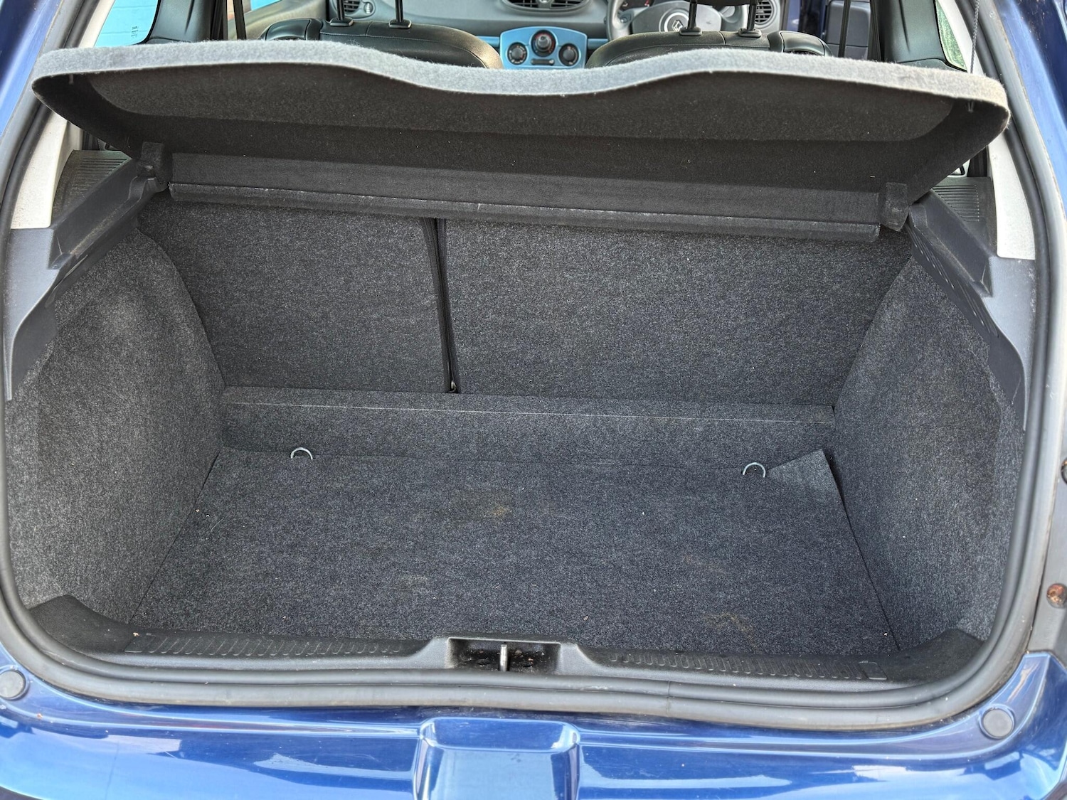 Used Renault Clio 2008 for sale - 76991458: Photo 17