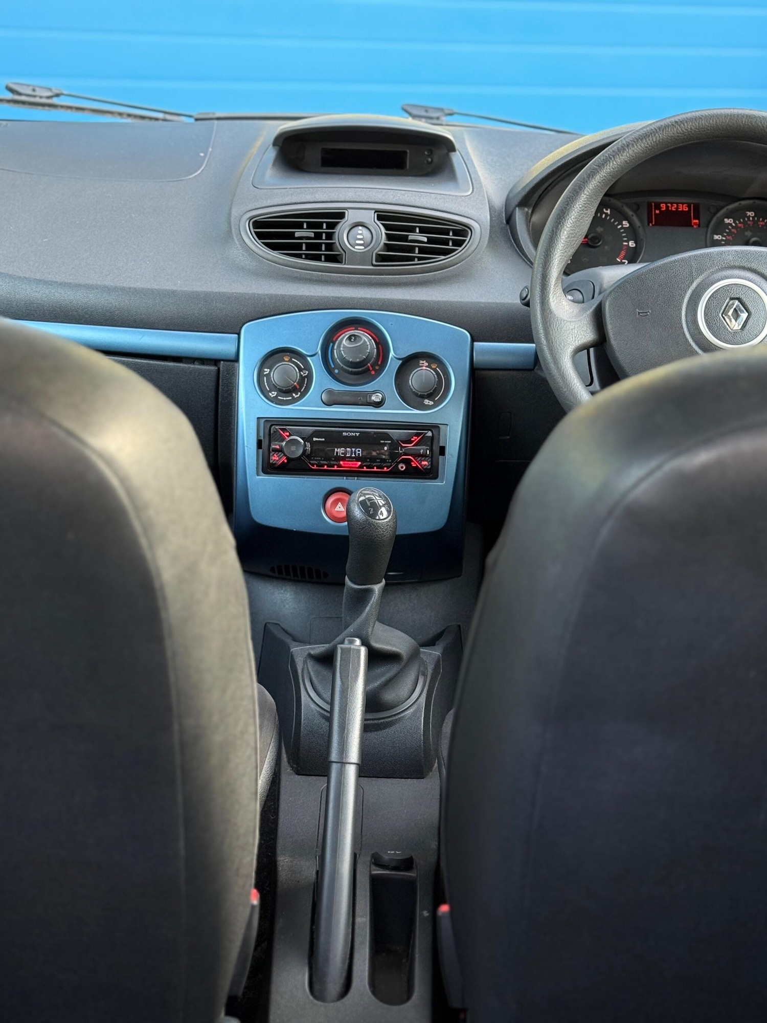 Used Renault Clio 2008 for sale - 76991458: Photo 29