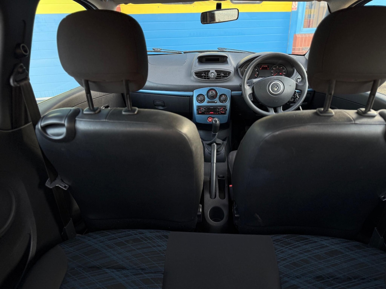 Used Renault Clio 2008 for sale - 76991458: Photo 31