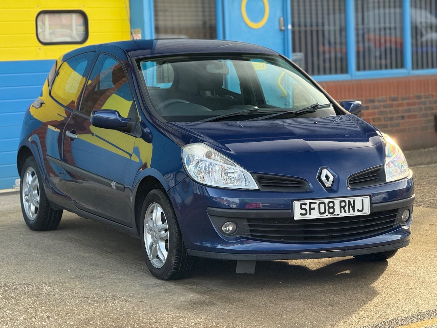 Used Renault Clio 2008 for sale - 76991458: Photo 37